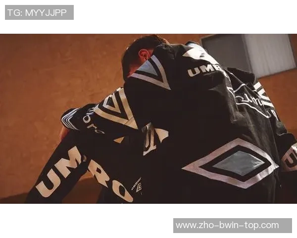 足球衣服搭配技巧分享让你在球场上时尚又舒适的穿搭指南